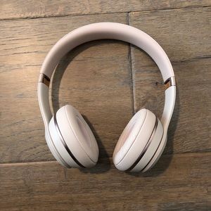 Beats Solo 3 Wireless Headphones